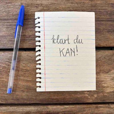 Notat - klart du kan, skulptur vegg ca 13.5x10