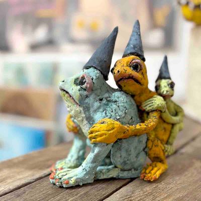 Frog family, skulptur 20x20x12 cm