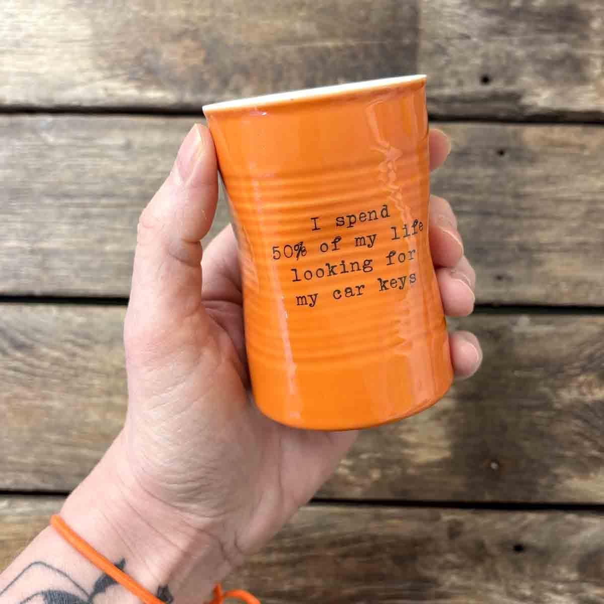 Car keys, krus porselen 10 cm (or)