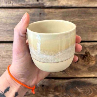Sandstrand, krus keramik 7 cm 