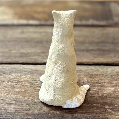 Katt gul-beige, skulptur 10 cm